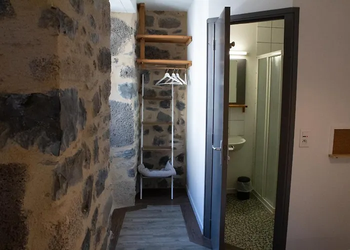 Отель Restaurant Le Bardiere Лайоль